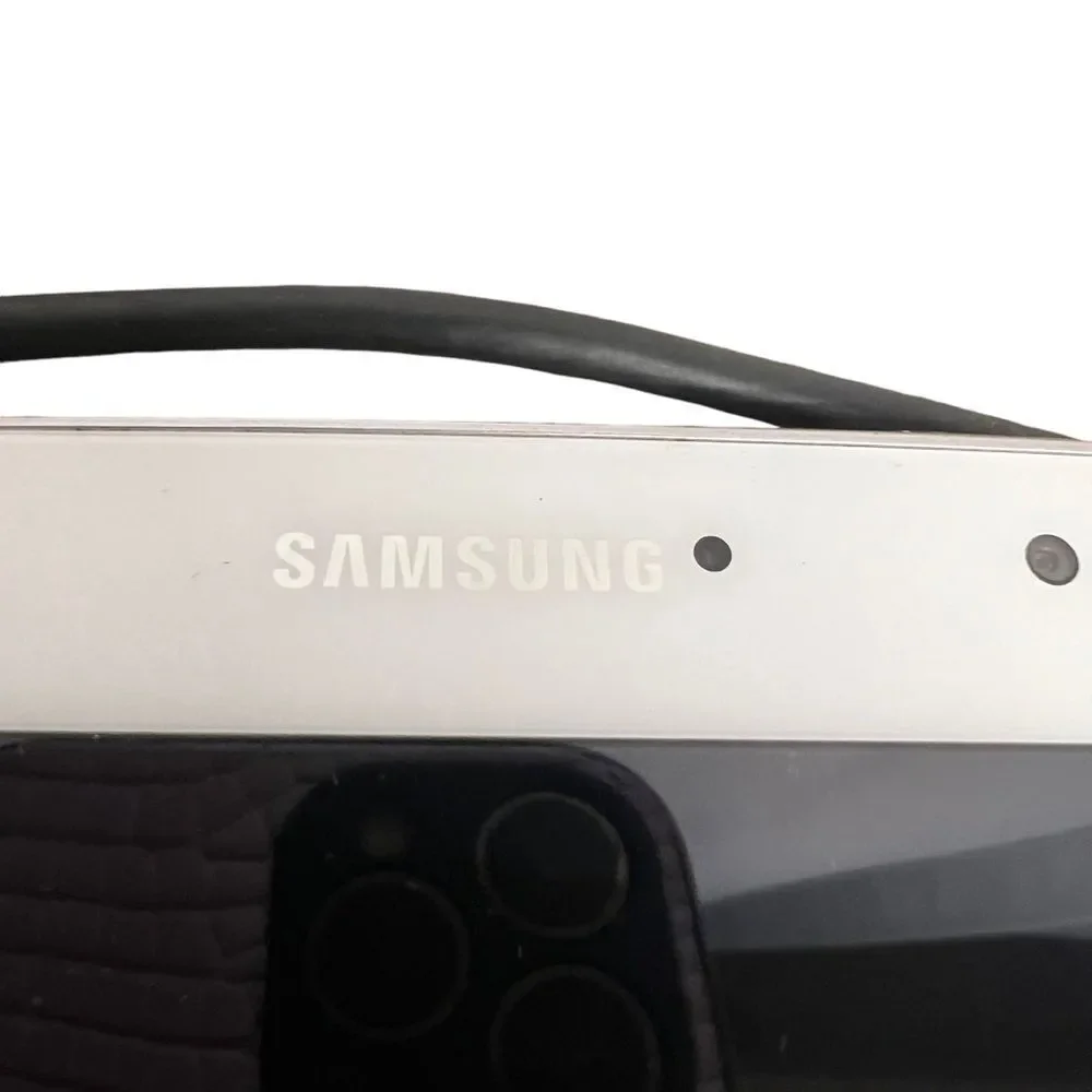 Samsung Galaxy Tablet For Parts or Repair Model GT-N5110 No Cracks